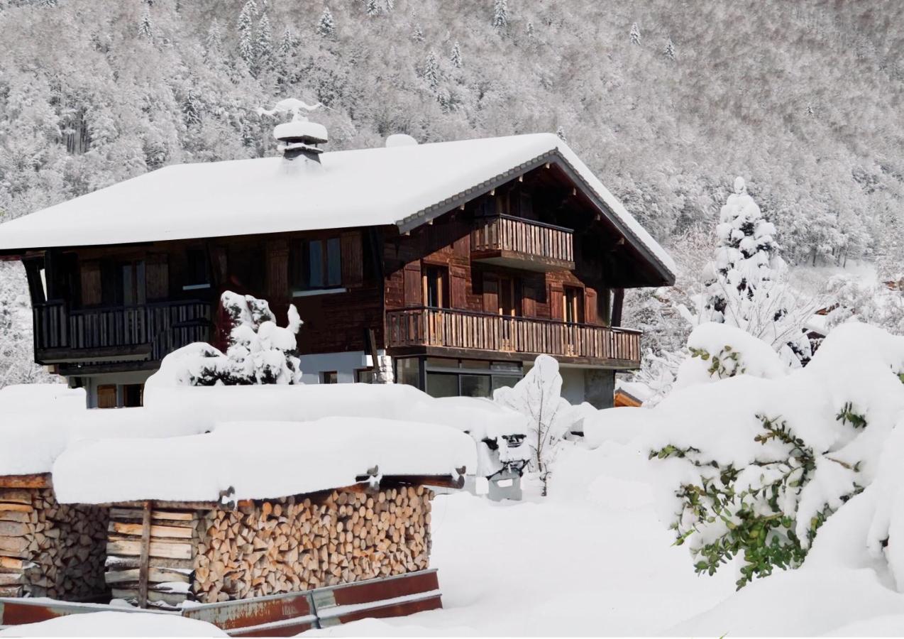 The Fat Fox Lodge, Morzine Монтрион Екстериор снимка