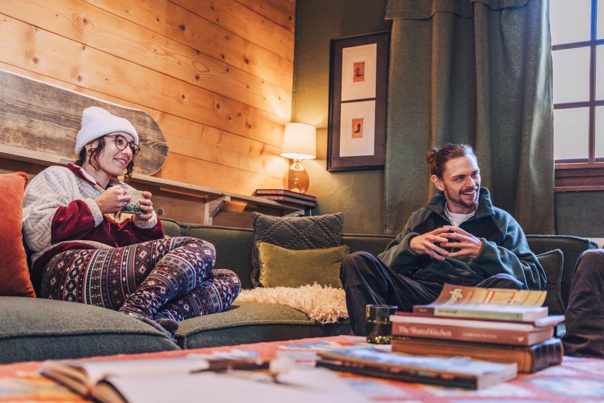 The Fat Fox Lodge, Morzine Монтрион Екстериор снимка