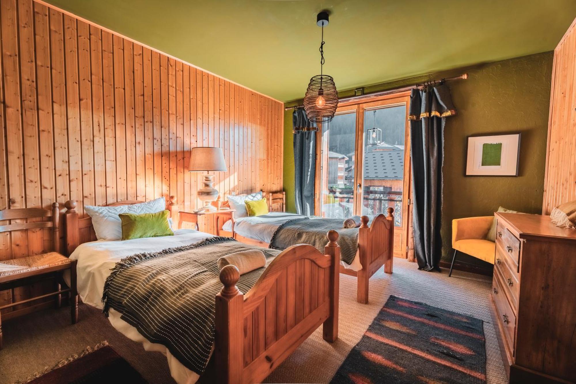The Fat Fox Lodge, Morzine Монтрион Екстериор снимка
